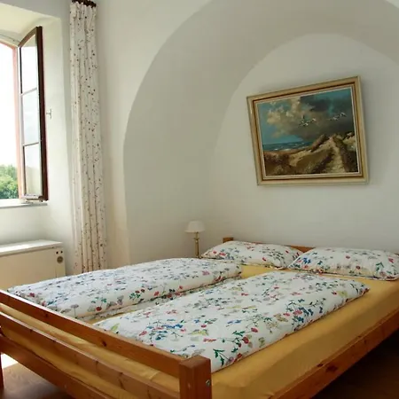 Abtei - Wohnen Auf Einem Historischen Weingut Appartamento Maring-Noviand