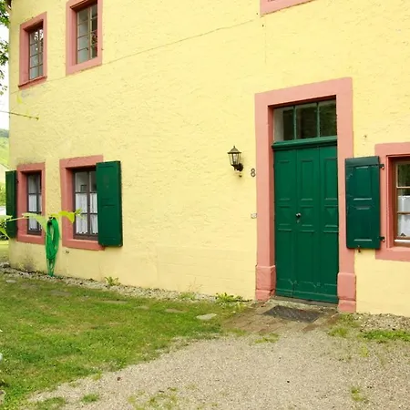 Abtei - Wohnen Auf Einem Historischen Weingut *