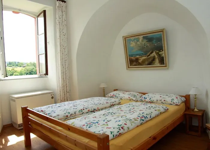 Abtei - Wohnen Auf Einem Historischen Weingut Apartamento Maring-Noviand