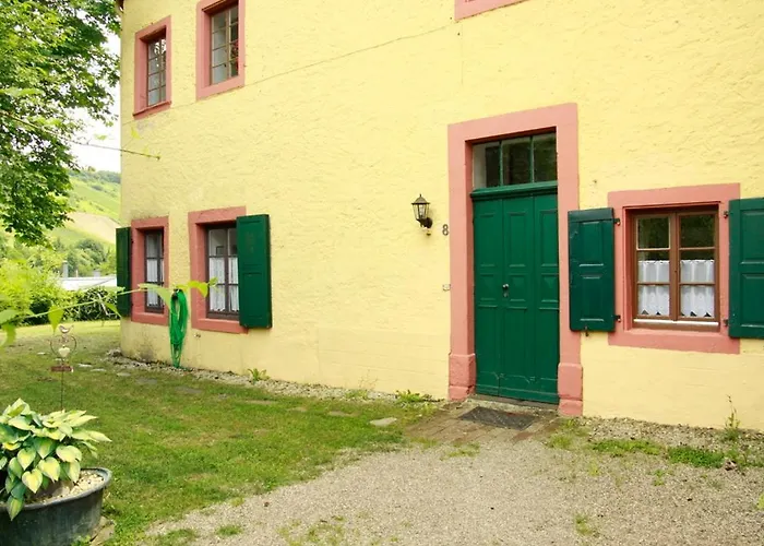 Abtei - Wohnen Auf Einem Historischen Weingut *