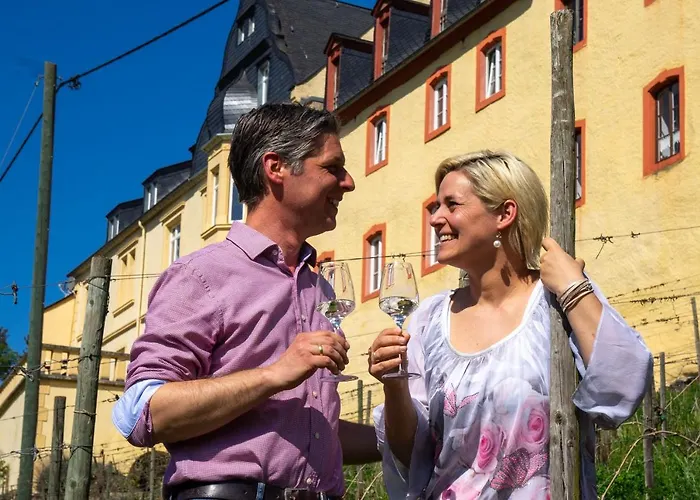 Abtei - Wohnen Auf Einem Historischen Weingut